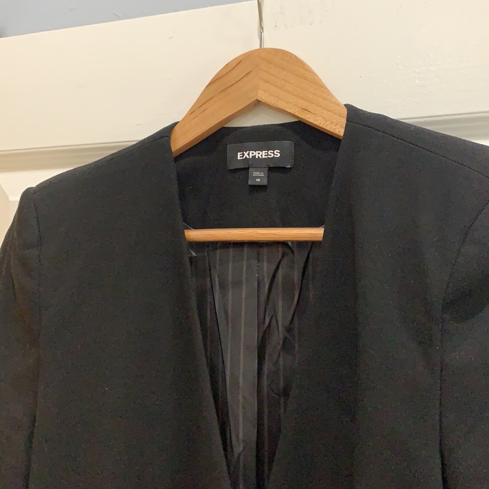 Express Collarless One-Button Blazer Size 10 - image 5